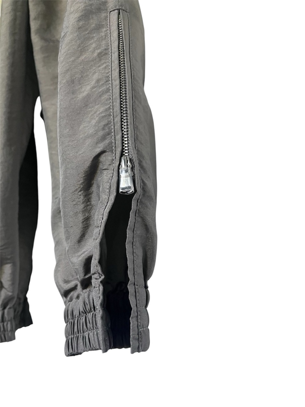 Tibi Crispy Nylon Kat Jogger Size Small in Grey - Picture 11 of 15